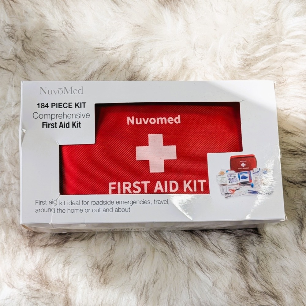 NuvoMed Comprehensive 184 Piece First Aid Kit Canvas Bag New in Box